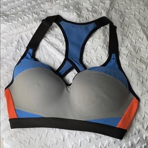 VS Racerback Sports Bra 32C
